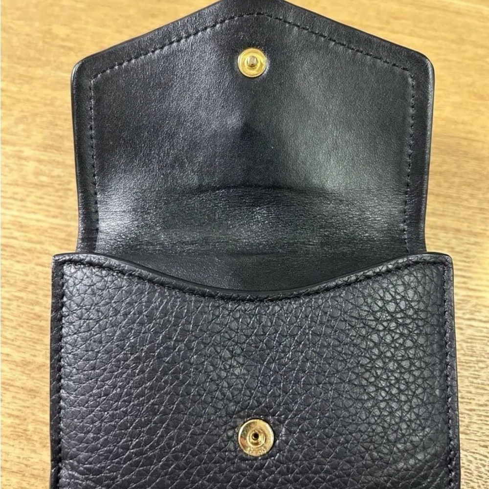 Chloé Black Leather trifold Wallet with Gold Lock - Picture 10 of 10